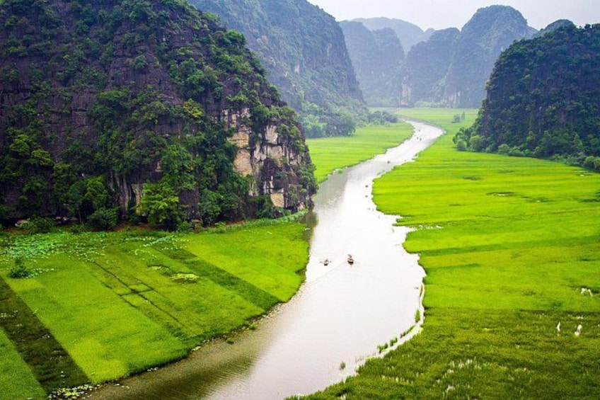 Hoa Lu Tam Coc Full-Day DELUXE Tour Including BUFFET LUNCH & River Boat Ride 2