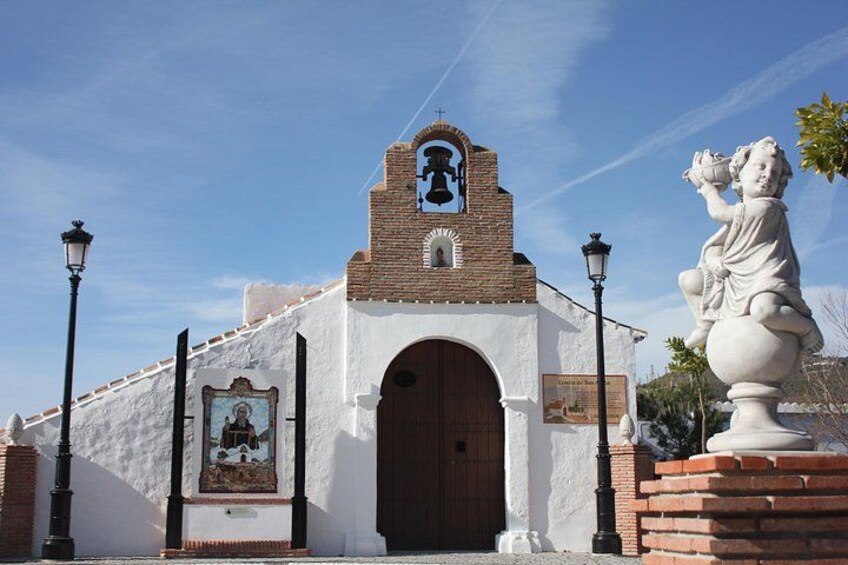 White Villages Tour in the Nerja area: Small-Group Tour and Lunch 3