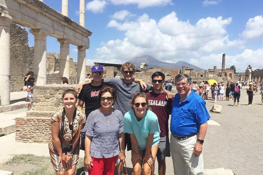 Pompeii Tour Group 1