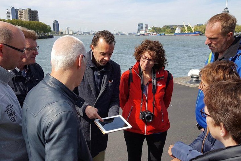 Guide Lex explaining 3