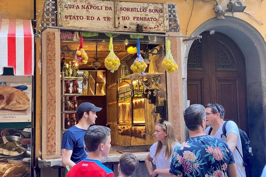 Tasty Naples Street Food Tour of MustEat Gourmet Specialties and MustSee Sites 2