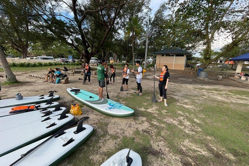 Stand Up Paddle Boarding At Tanjung Aru, Sabah 4