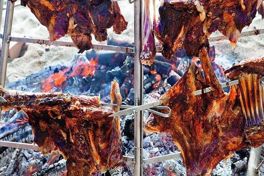 Antikristo lamb at the traditional taverna 2