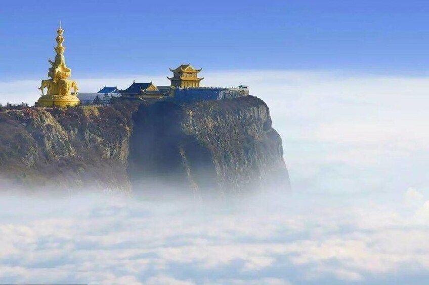 2 Days Mt Emeishan and Leshan Bullet Train Adventure 1