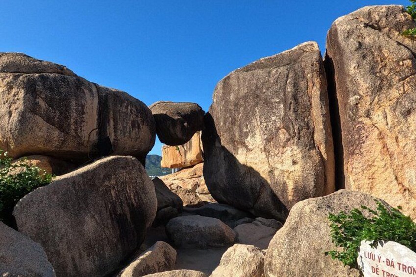 CHong Rock 2 -Half day Nha Trang city tour 5