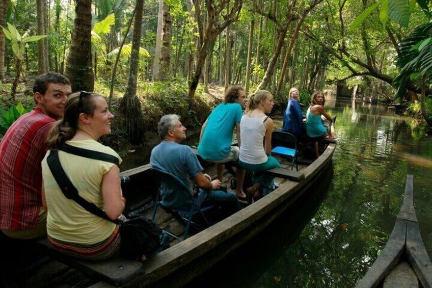 8 Days Kerala Private Tour Covering Kochi- Munnar- Periyar- Alleppey and Kovalam