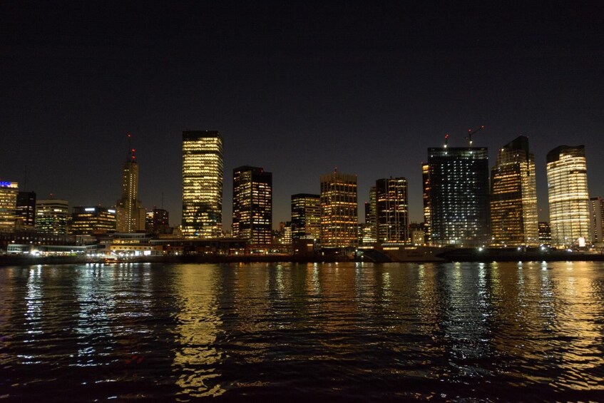 Sunset in the River Plate: Sail and Open Bar 