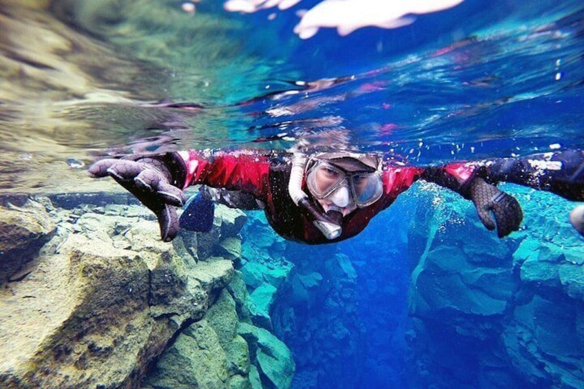Silfra Drysuit Snorkeling Tour with Free Photos - From Reykjavik 4