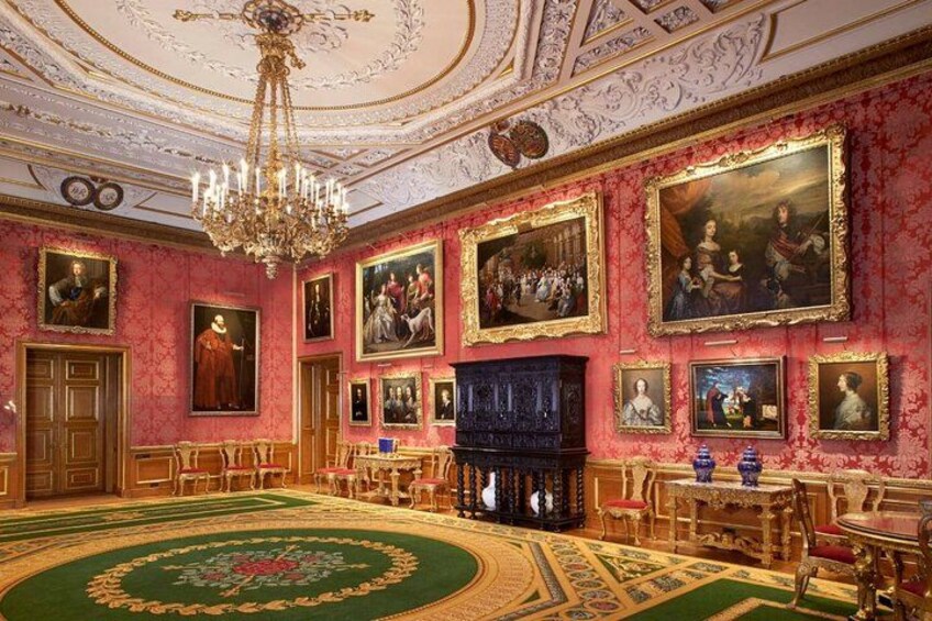 Windsor Castle Half Day Trip from London by Luxury Coach 2