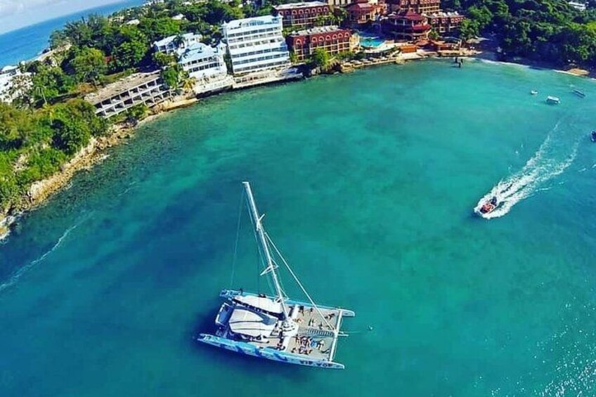 Catamaran Day Trip, Snorkeling & Sailing Excursion 3