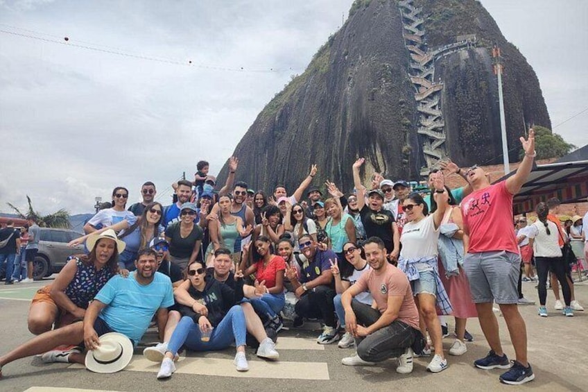 Guatapé Tour: Piedra del Peñol with Boat Tour, Breakfast, Lunch 2