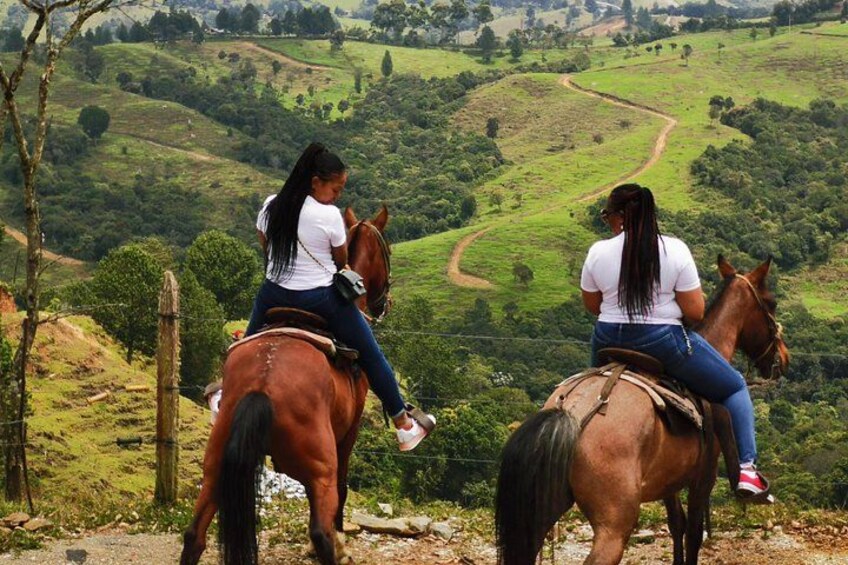 Horseback Riding in Medellin Private Tour: Great Views & Horses 2