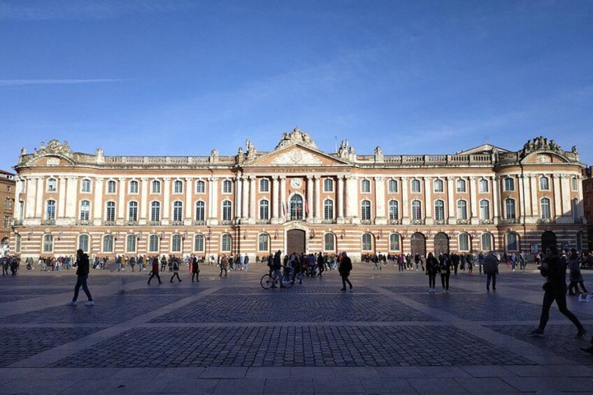 Day tour to Toulouse and the Canal du Midi. Private tour from Carcassonne. 1