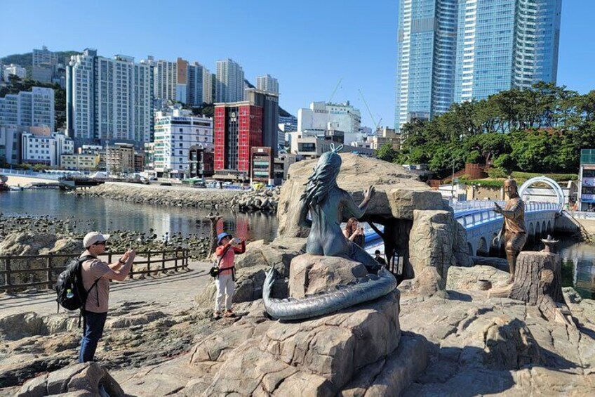Gamcheon Culture Village, Jagalchi market storytelling Tour 5