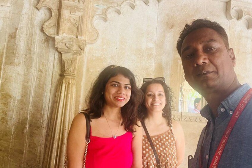 City palace tour in Udaipur with NRI guest 2
