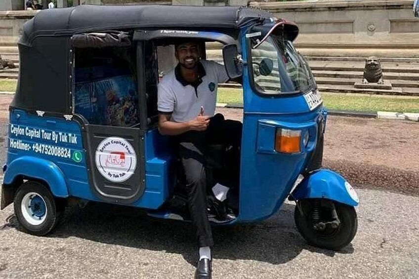 Colombo Tuk Tuk City Tour -Sightseeing Entry Fees & Food Included 5