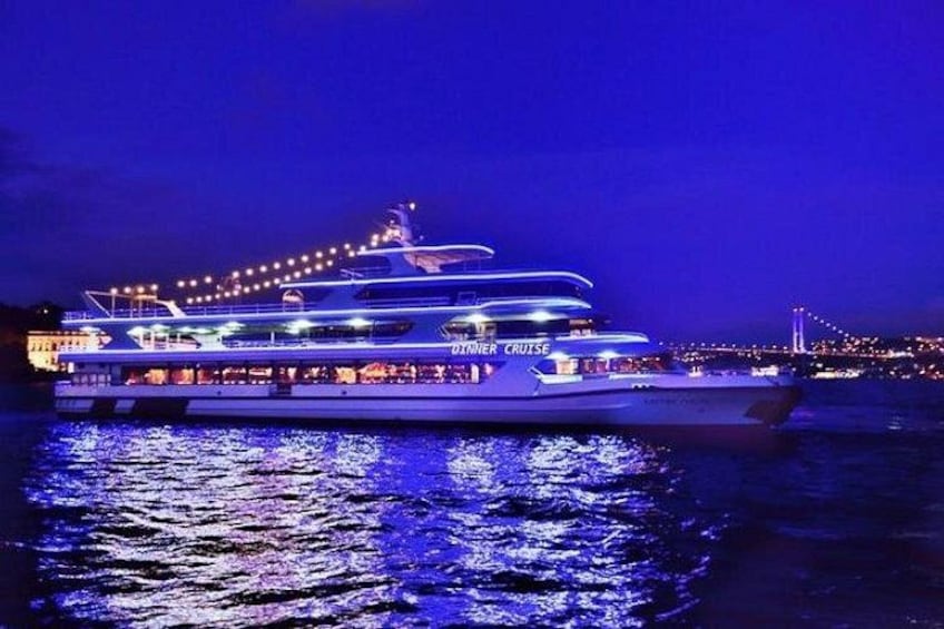 Bosphorus Dinner & Show Cruise (All Inclusive) 1