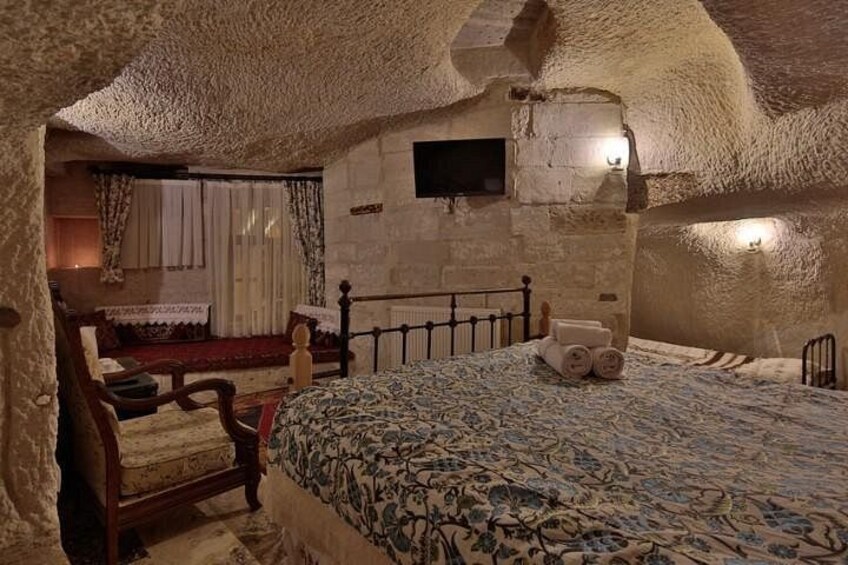 Istanbul to Cappadocia 2 Day Tour with Guide, Flights and Hotels 4