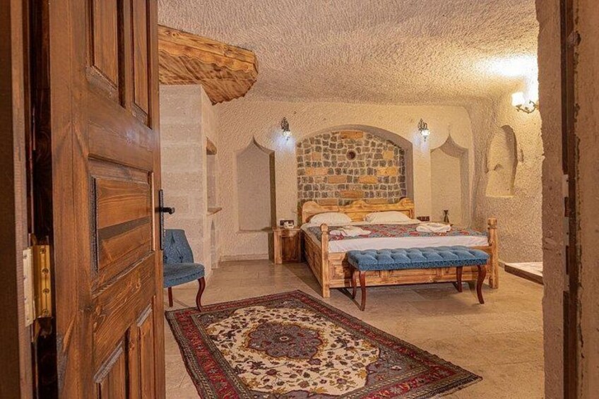 Istanbul to Cappadocia 2 Day Tour with Guide, Flights and Hotels 2