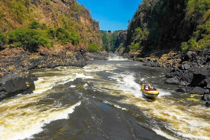 Shearwater Adventure Jet Boat Experience in Victoria Falls 5