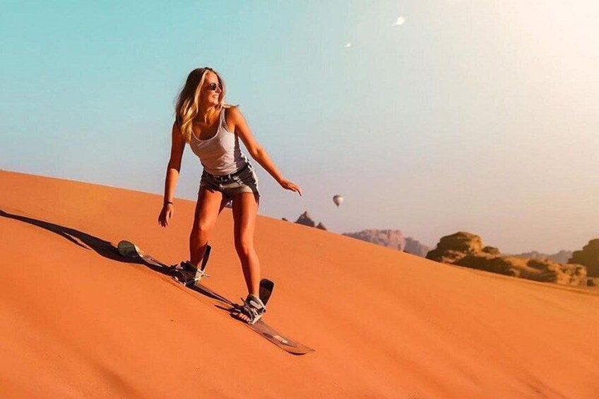Wadi Rum sand skating 3