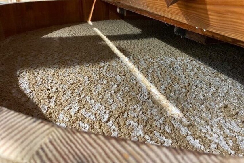 An active rye ferment underway in a traditional wooden washback. 