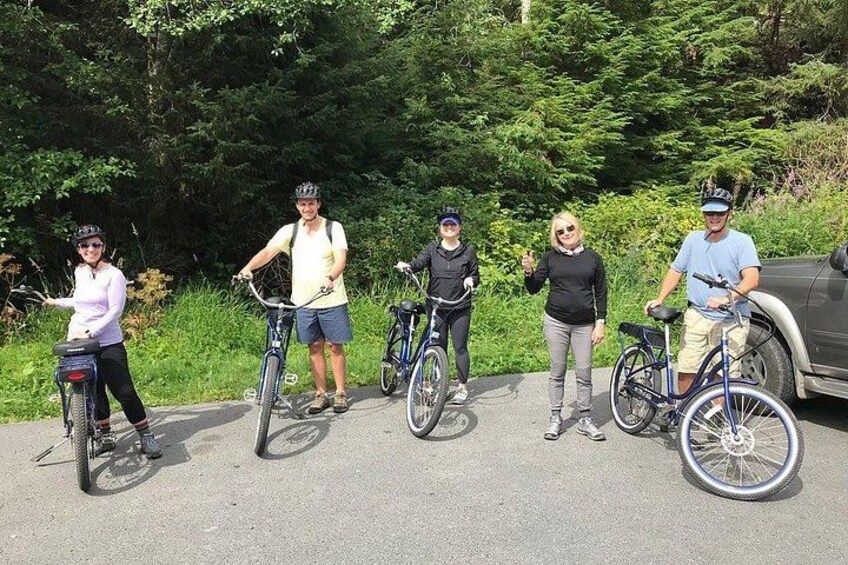 Step Through frame e-bikes are great for all sizes 3
