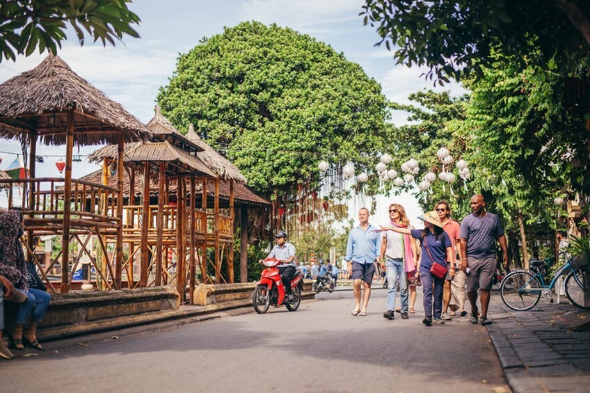 Hoi An Food Adventure - Eat your way through Hoi An, local style