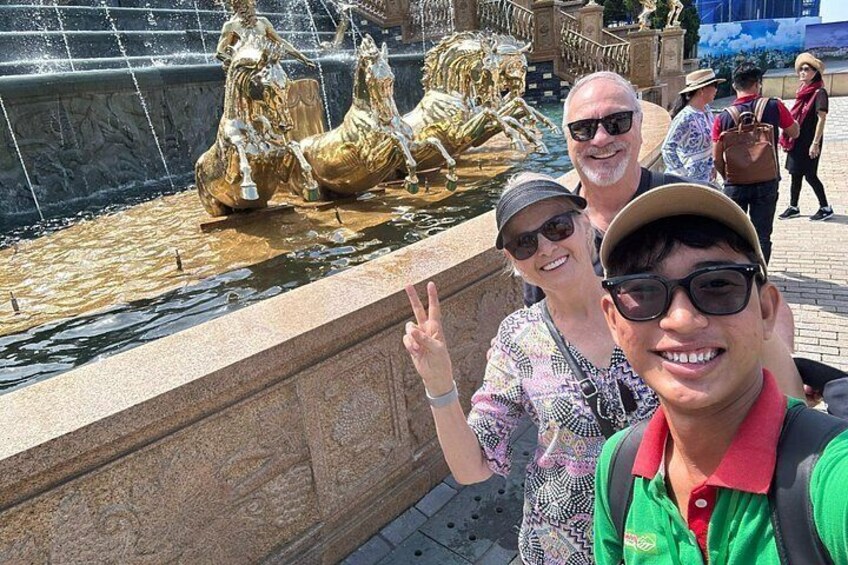 Ba Na Hills with Golden Bridge Private Tour 4