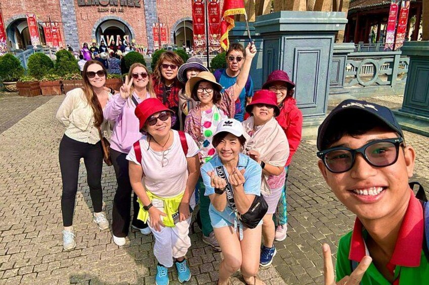 Ba Na Hills with Golden Bridge Private Tour 4
