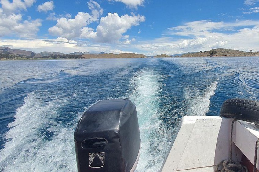 Titicaca Lake & Sun Island - Full Day - English Speaking Guide 2
