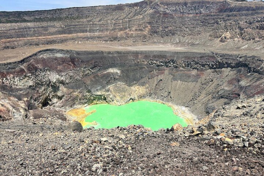 a picture of the beautiful crater at the santa ana volcano 1