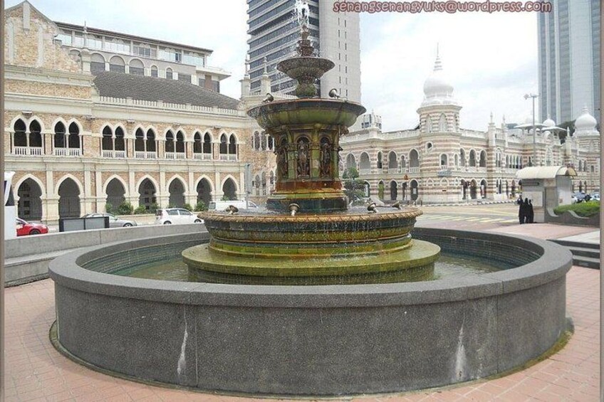 Victoria Fountain 2