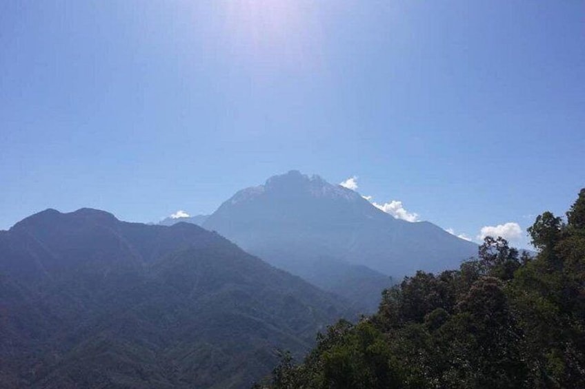 The view of Gunung Kinabalu 2