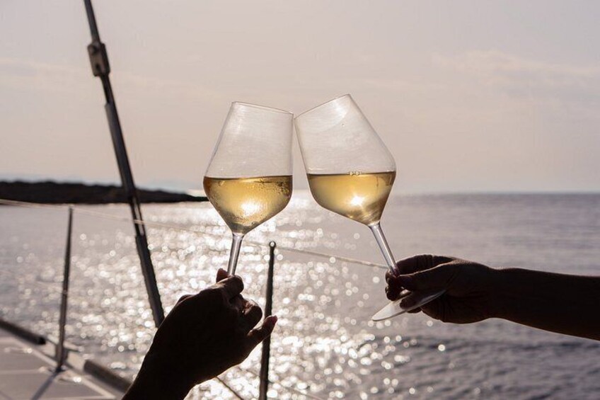 Luxury Athens Catamaran Cruise with Greek Meal & Drinks 3