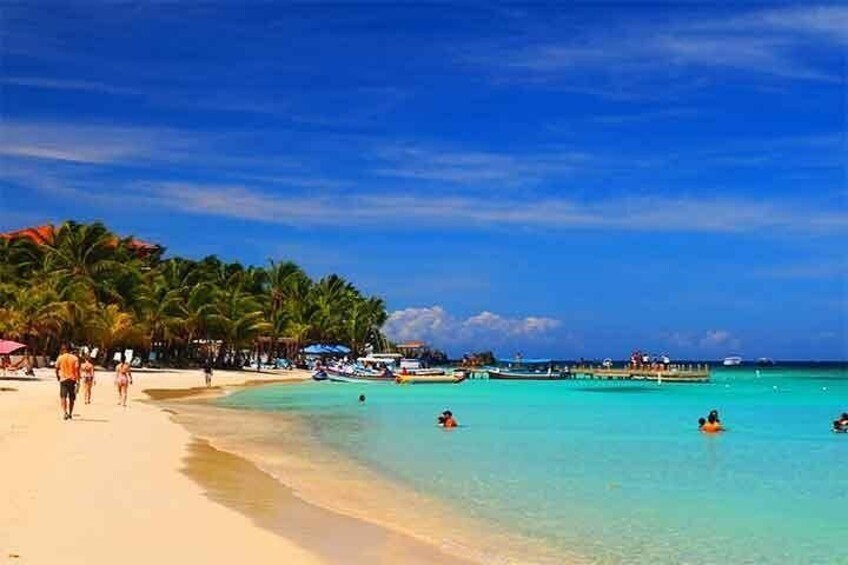 One of the best beaches in the region of Western Caribbean.