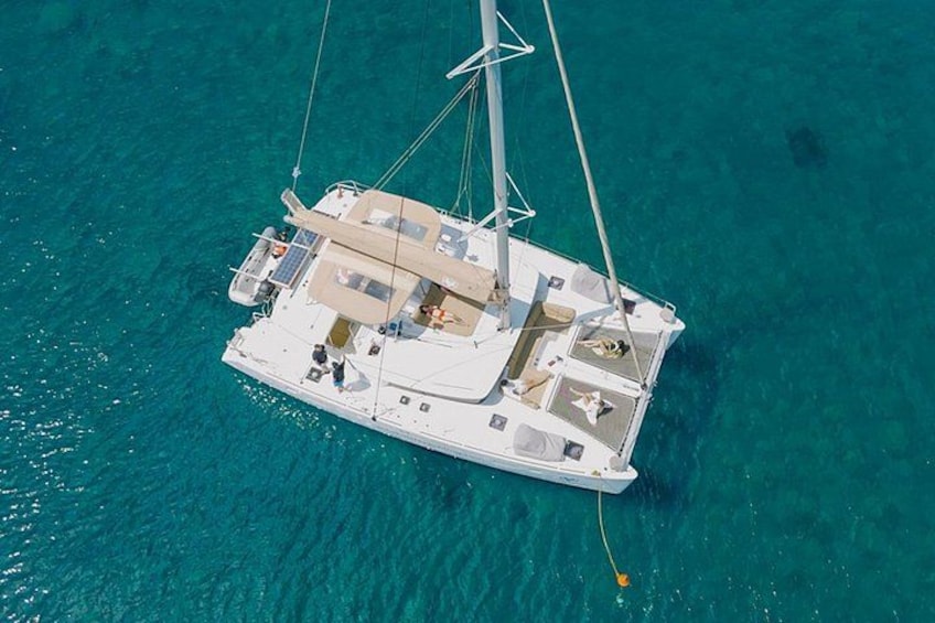 Santorini Gold Catamaran Cruise with BBQ, Drinks and Hotel Pickup 2