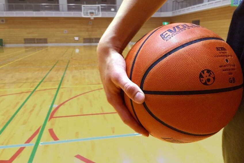 Basketball in Osaka with Local Players! 2