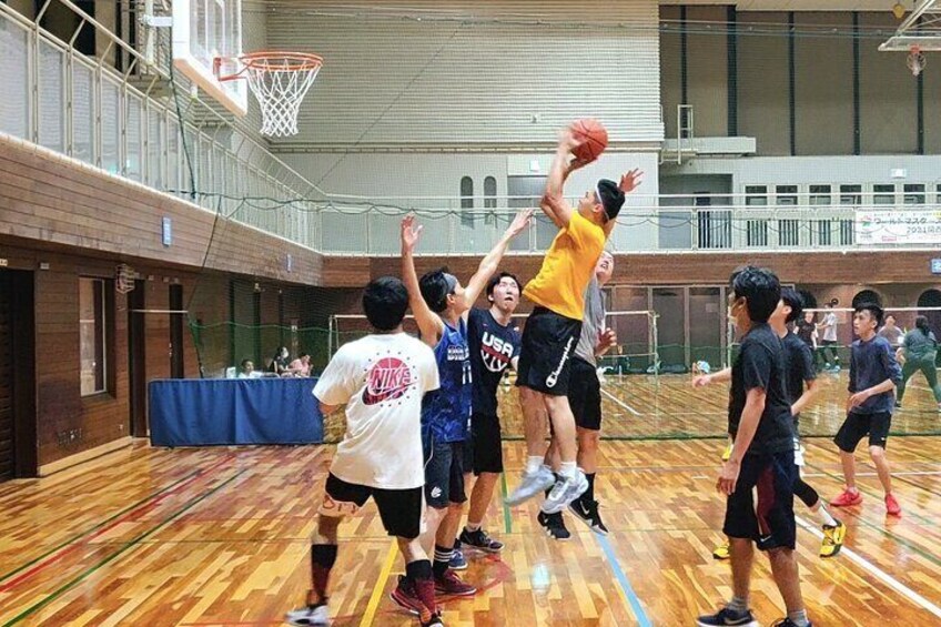 Basketball in Osaka with local players!