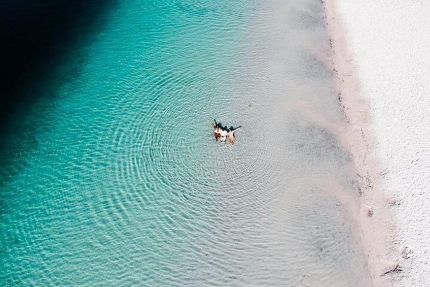 Lake Mckenzie 5