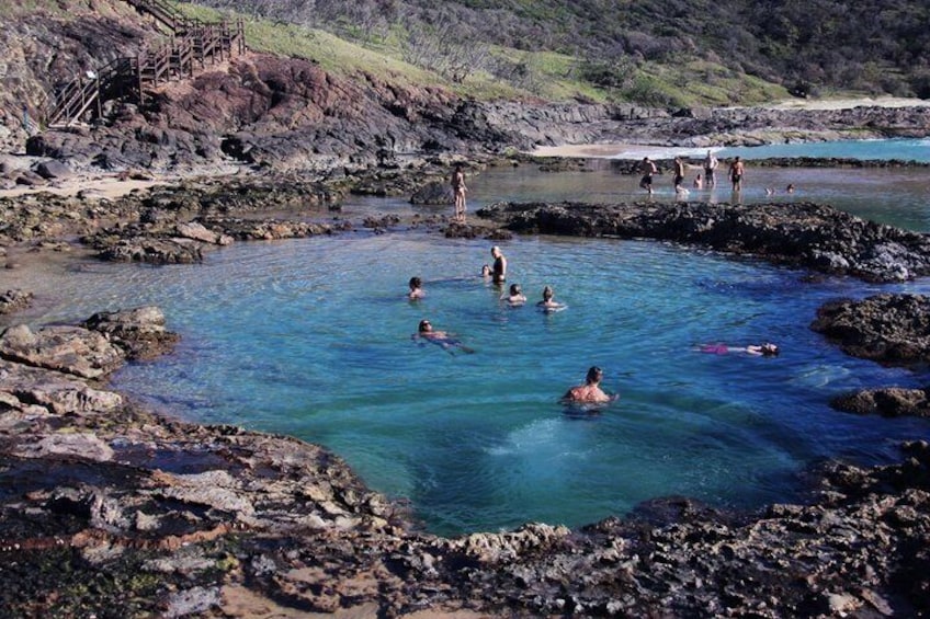 Champagne Pools 3