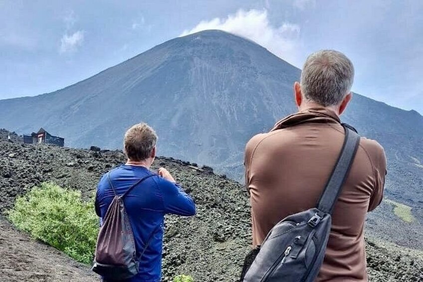 Day Tour to Pacaya Volcano from Antigua Guatemala on Private Vehicle 2