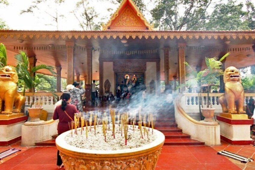 Killing Fields & Hidden Gem Highlights Guided Tour 2
