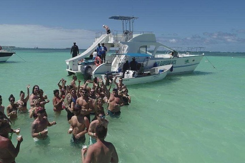 Catamaran Tour VIP Experience by Renny Travel 2