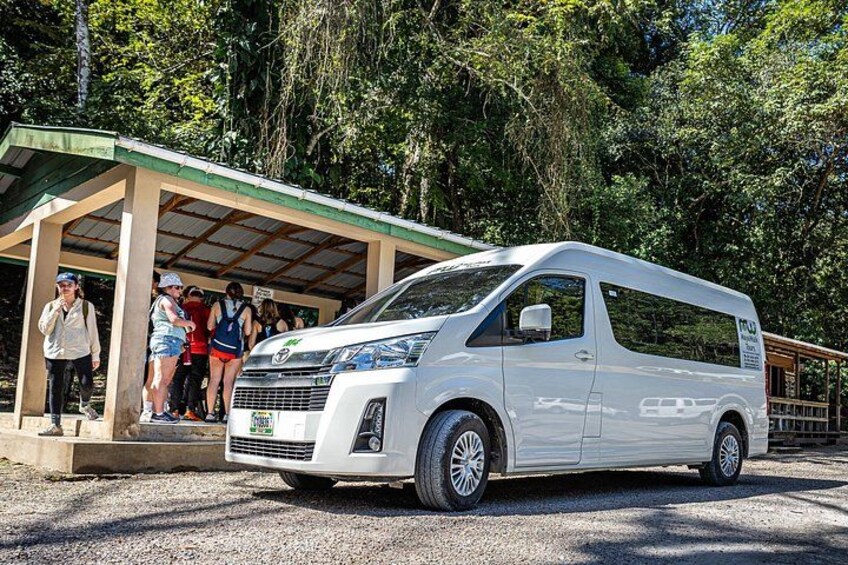 Actun Tunichil Muknal Cave Tour and Picnic 2
