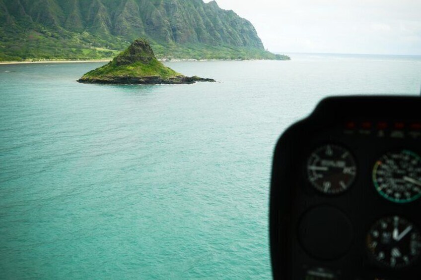 Oʻahu Private Helicopter Experience: All Window Seats 2