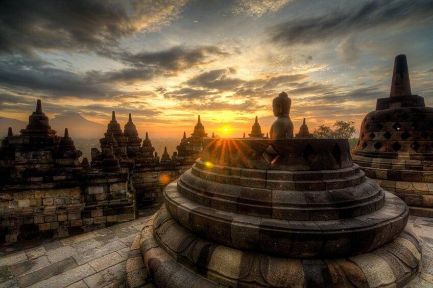 Borobudur Sunrise from setumbu Hill , Merapi Volcano & Prambanan Full Day Tour 1