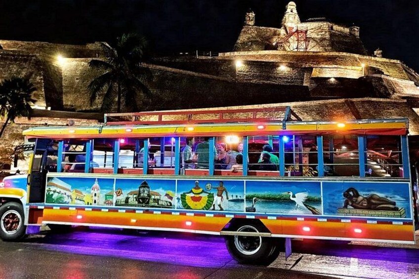 Party Bus Tour Cartagena 1