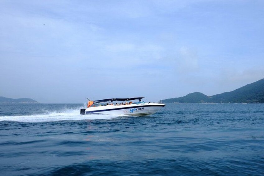 Speed boat 3