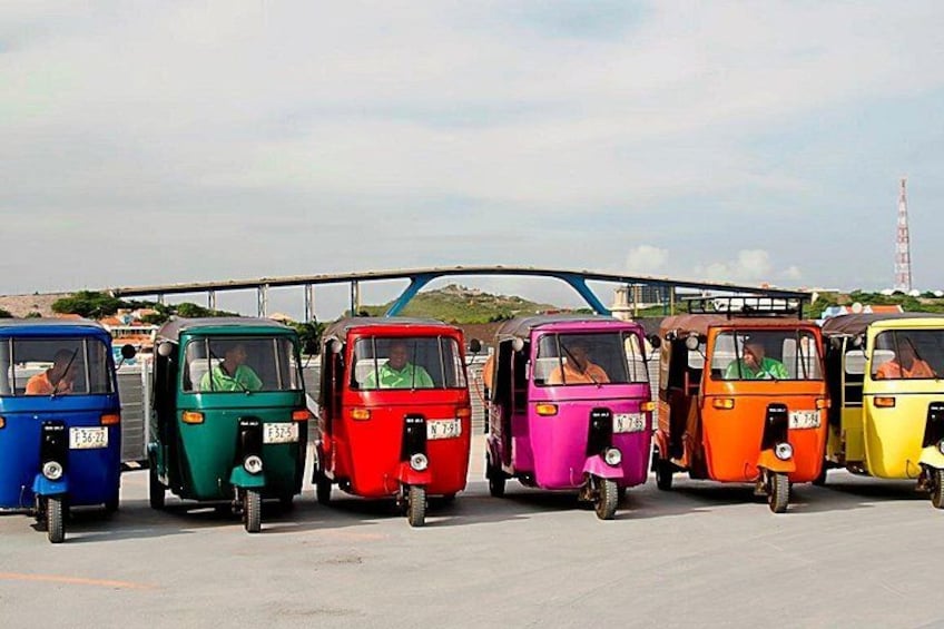 2-Hour TukTuk Rental with an Experienced Guide and Driver 3